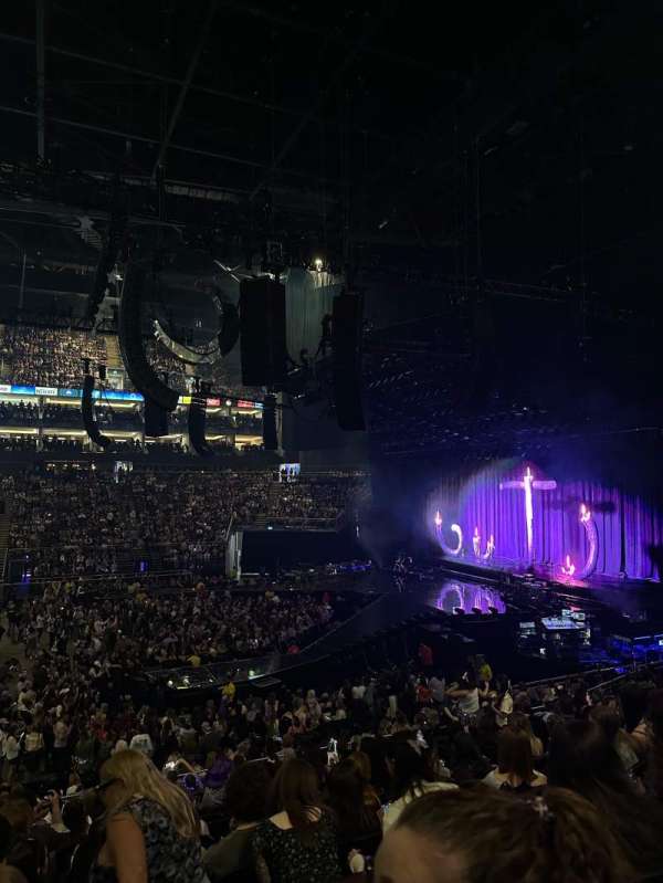 The O2, London, section: 112, row: V, seat: 368