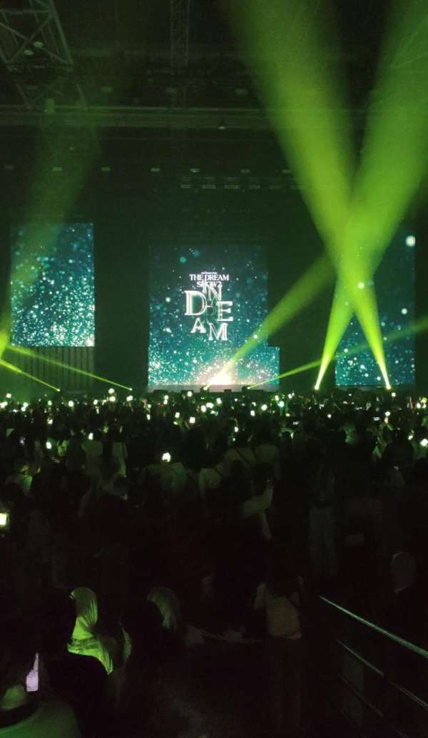 Zénith Paris, section: G, row: 11, seat: 146