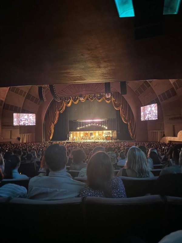 Radio City Music Hall, section: Orchestra 2, row: T, seat: 210