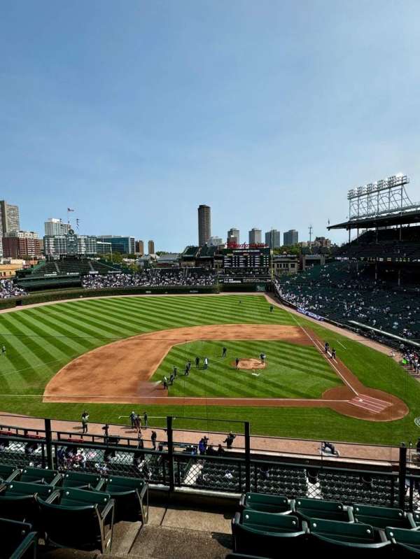 Wrigley Field, section: 312L, row: 5, seat: 1