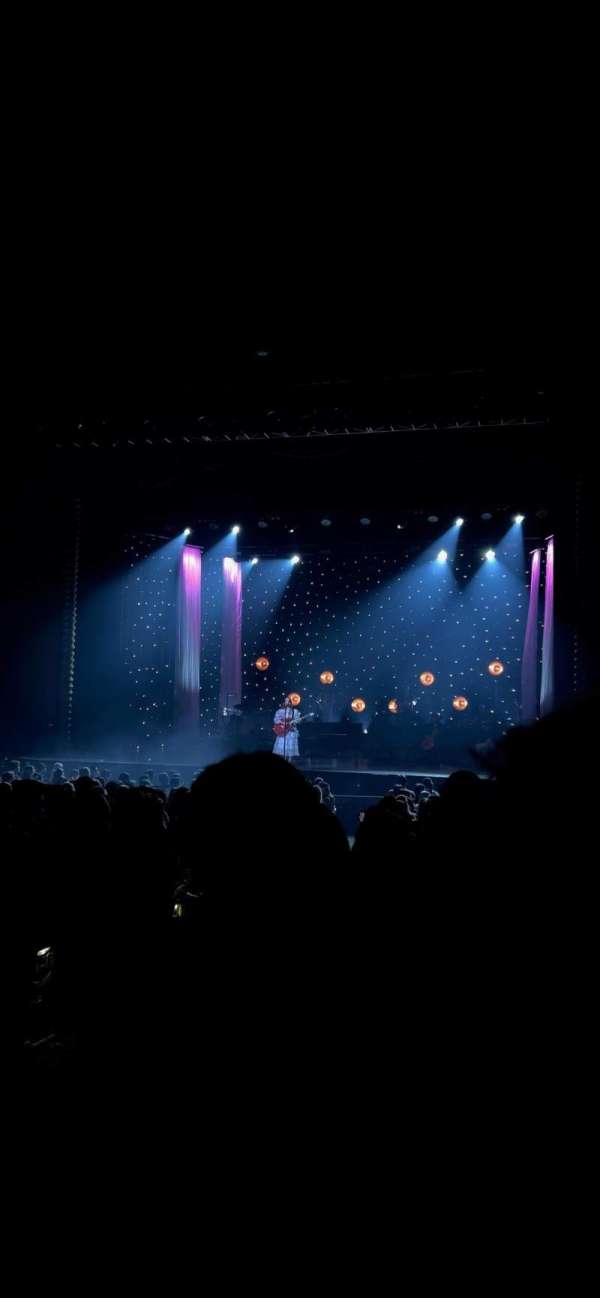 Palais Theatre, section: STALLS, row: F, seat: 16