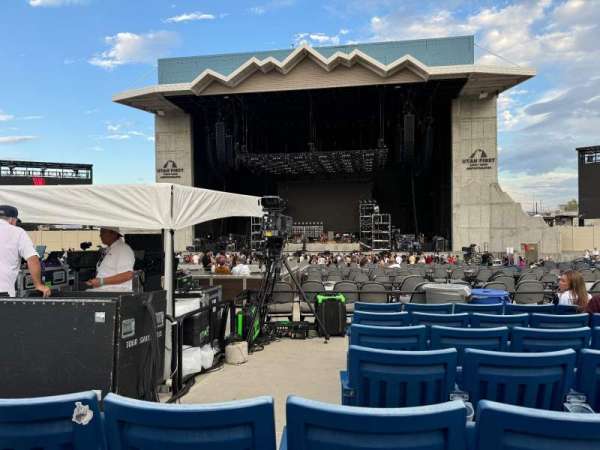 Utah First Credit Union Amphitheatre, section: 303, row: M, seat: 29