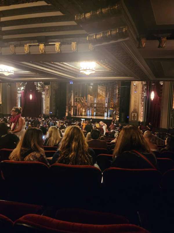 Hollywood Pantages Theatre, section: Orchestra R, row: VV, seat: 16