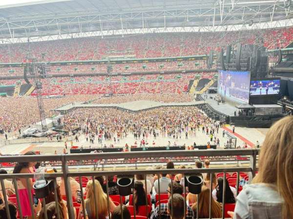 Wembley Stadium, section: 250, row: 9
