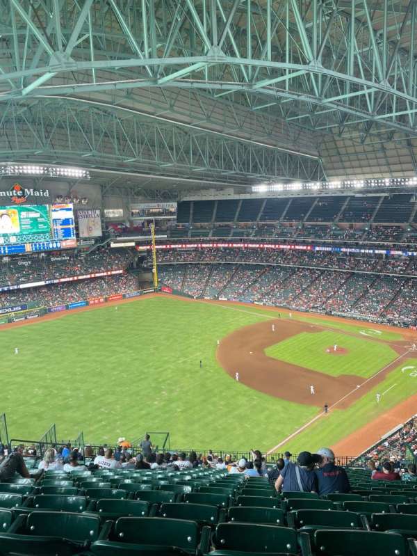 Daikin Park, section: 406, row: 21, seat: 11