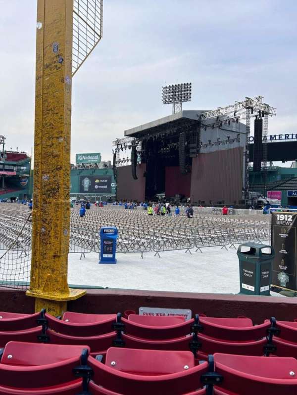 Fenway Park, section: Right Field Box 5, row: J, seat: 9