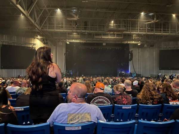 Truliant Amphitheater, section: 7, row: R, seat: 14