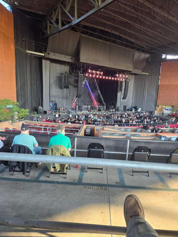White River Amphitheatre, section: 210, row: 1, seat: 2