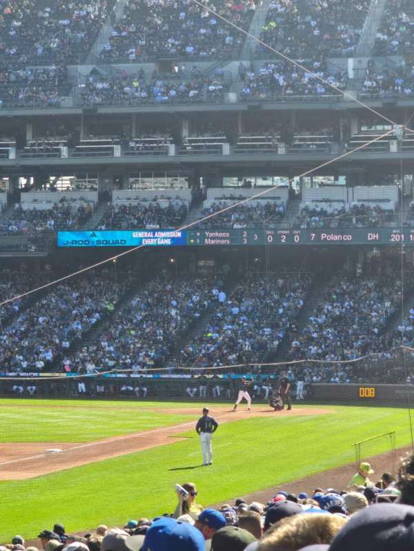 T-Mobile Park, section: 147, row: 22, seat: 1