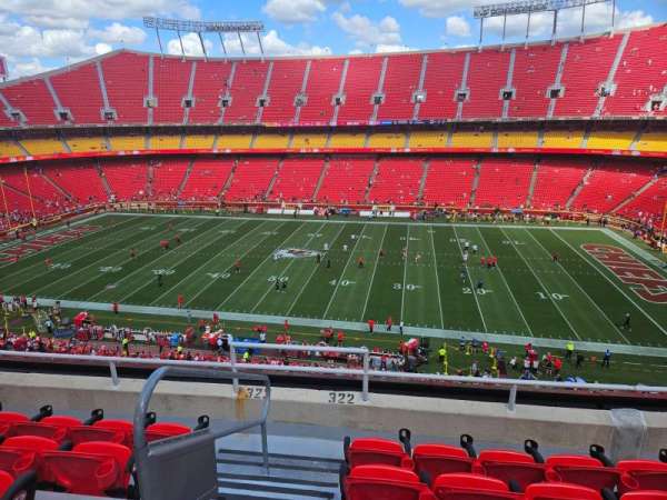 Arrowhead Stadium, section: 322, row: 5, seat: 22