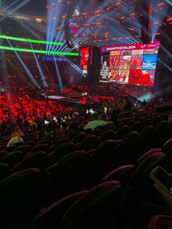 T-Mobile Arena, section: 15, row: M, seat: 11