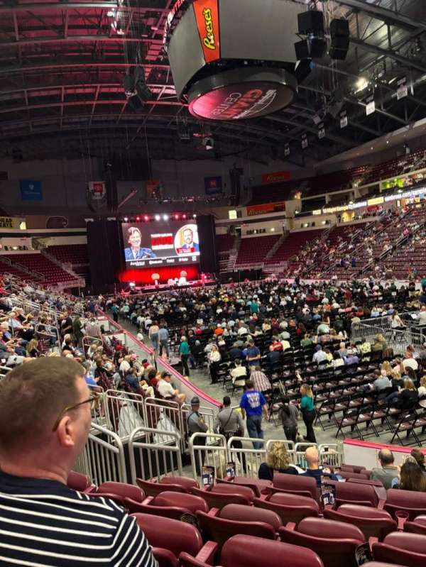 Giant Center, section: 124, row: K, seat: 8