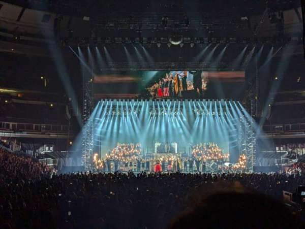 United Center, section: 106, row: 4, seat: 12