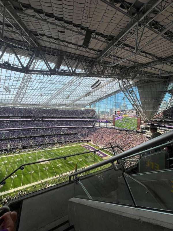 U.S. Bank Stadium, section: 313, row: 4, seat: 2