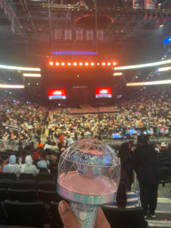 Capital One Arena, section: 104, row: T, seat: 21