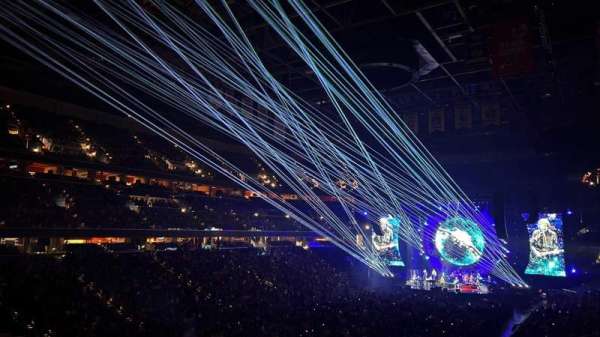 Capital One Arena, section: 107, row: W, seat: 15