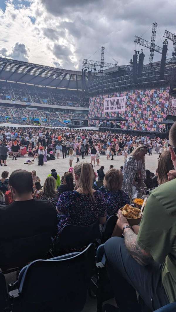Murrayfield Stadium, section: E7, row: Q, seat: 22