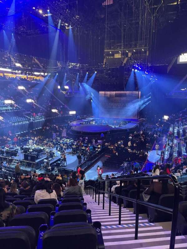 Intuit Dome, section: Main 32, row: 18, seat: 1