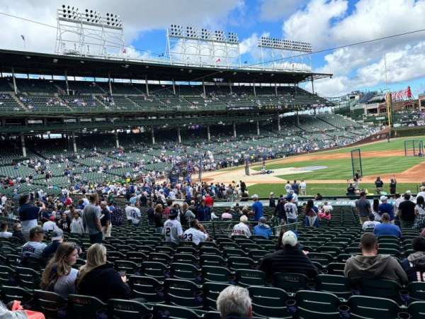 Wrigley Field, section: 125, row: 15, seat: 18