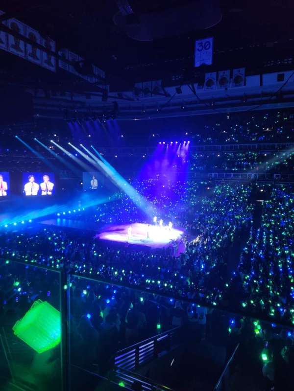 United Center, section: 216, row: 1, seat: 16