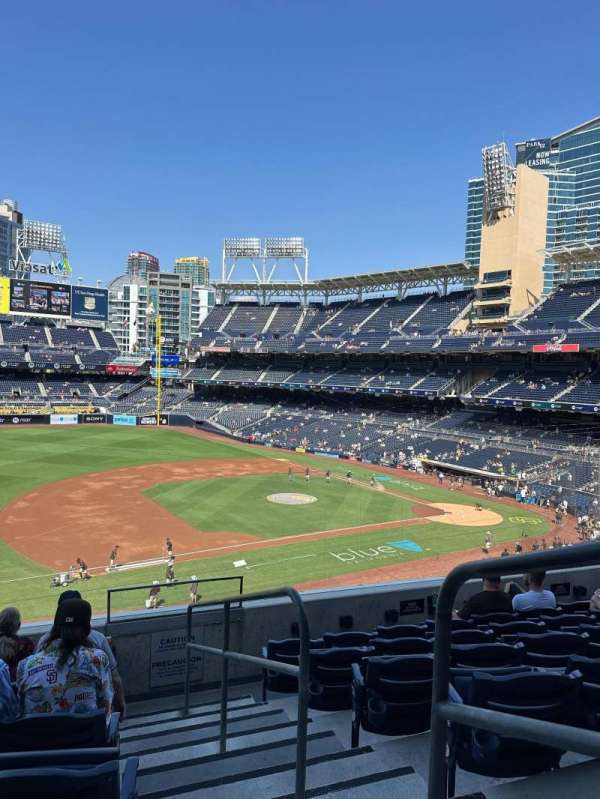 Petco Park, section: 214, row: 7, seat: 1