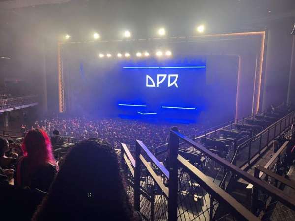 MGM Music Hall at Fenway, section: 204, row: E, seat: 8