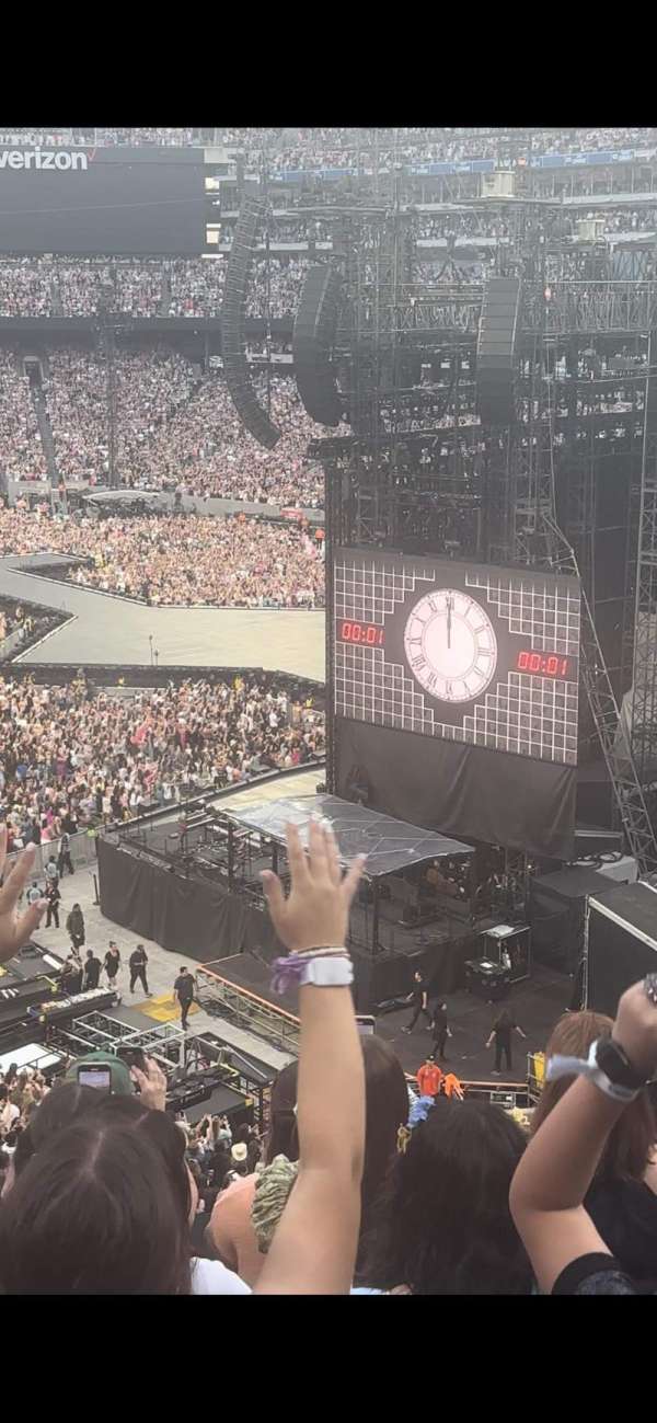 MetLife Stadium, section: 206A, row: 6, seat: 13