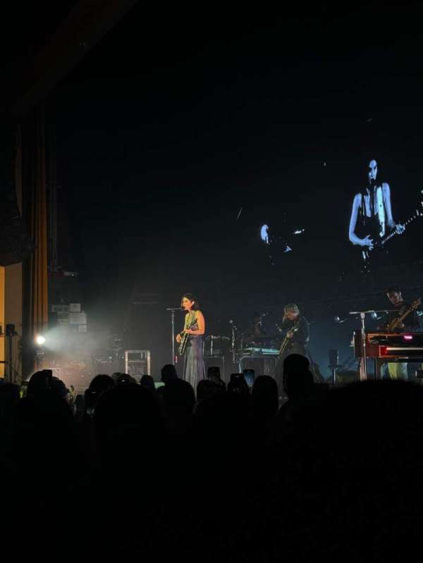 Ryman Auditorium, section: MF-1, row: P, seat: 7