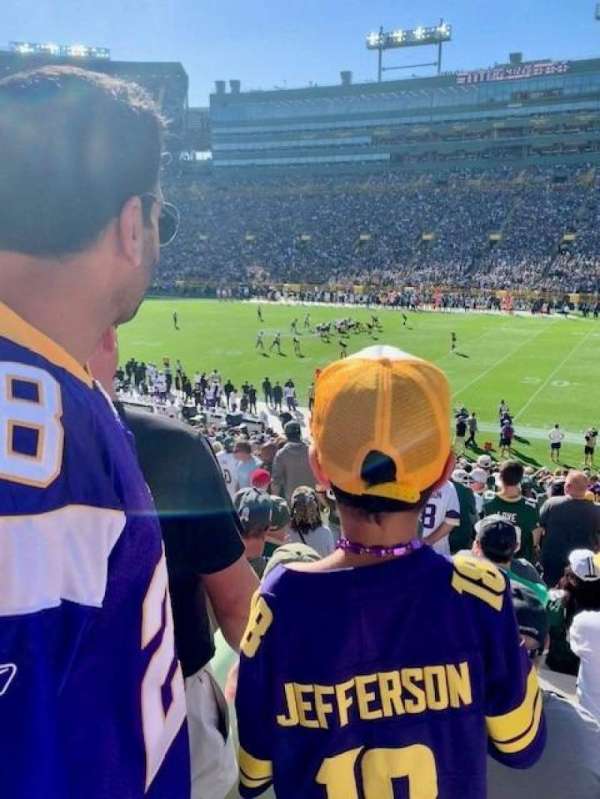 Lambeau Field, section: 113, row: 34