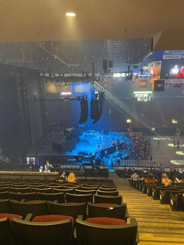 Heritage Bank Center, section: 229, row: Q, seat: 16