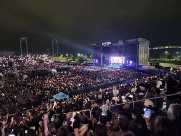 Hershey Park Stadium, section: 28, row: Z, seat: 7