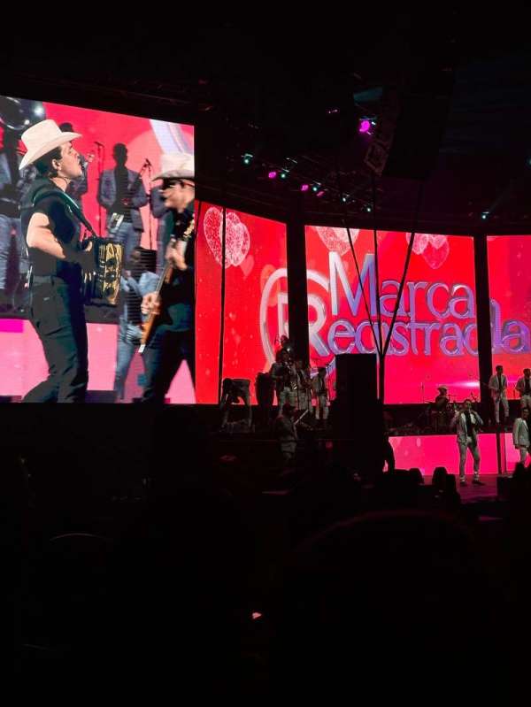 Acrisure Arena, section: 121, row: F, seat: 18-19