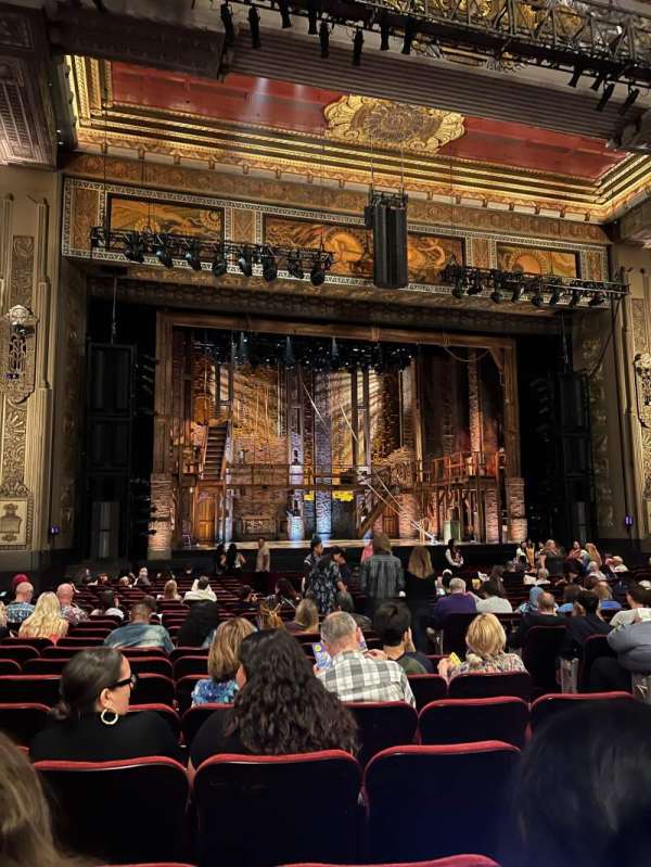 Hollywood Pantages Theatre, section: Orchestra LC, row: W, seat: 305