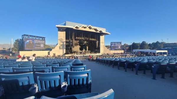 Utah First Credit Union Amphitheatre, section: 305, row: U, seat: 1