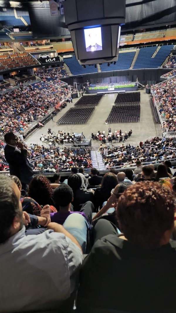 Kia Center, section: 104, row: 10, seat: 8