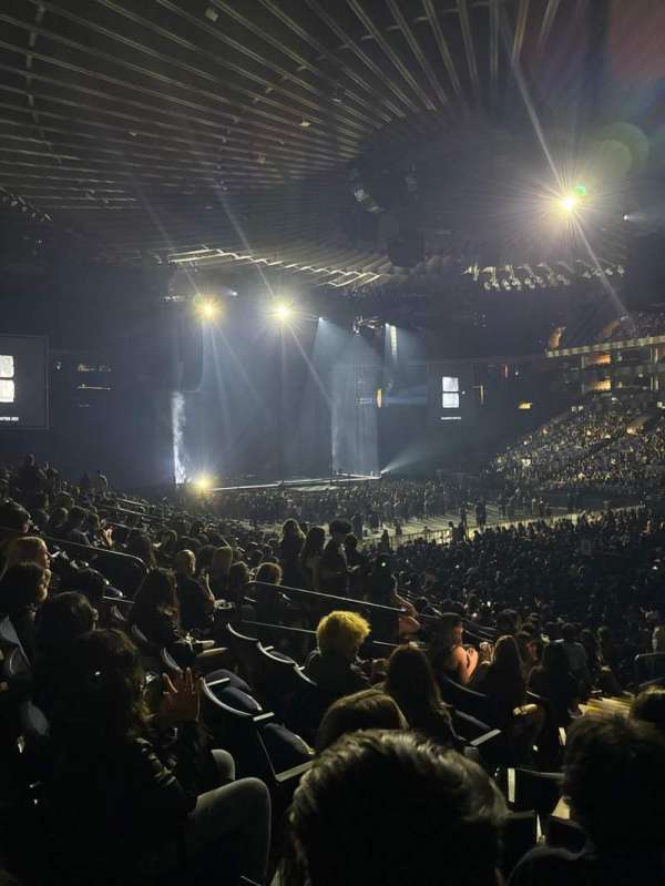 Oakland Arena, section: 111, row: 16, seat: 3