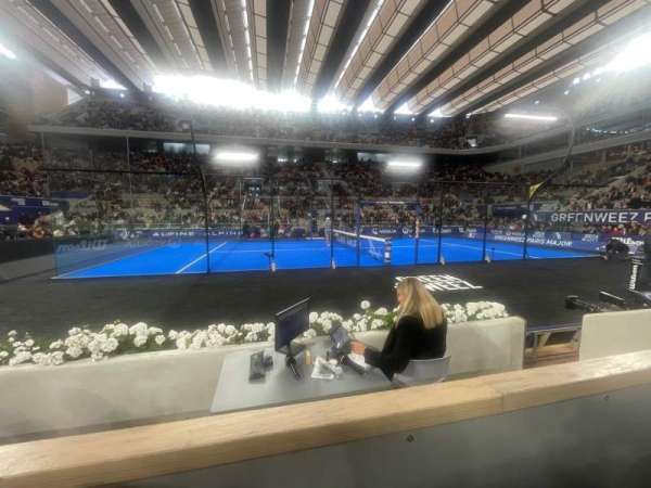 Court Philippe Chatrier, section: 11, row: Loge 132, seat: 1