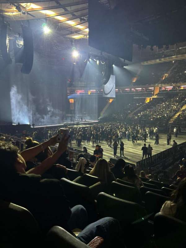 Madison Square Garden, section: 116, row: 13, seat: 8