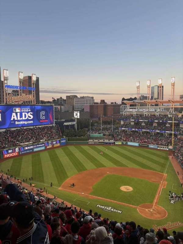 Progressive Field, section: 557, row: T, seat: 17
