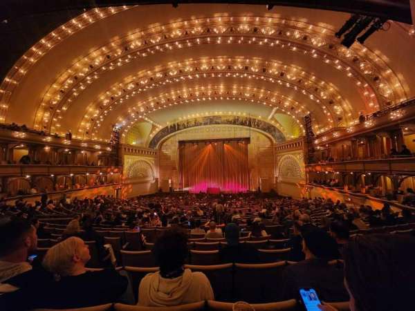 Auditorium Theatre, section: Dress Circle RC, row: HH, seat: 204
