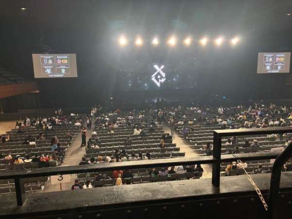 Bill Graham Civic Auditorium, section: 119, row: B, seat: 13