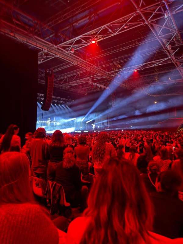 Zénith Paris, section: H, row: 11, seat: 30