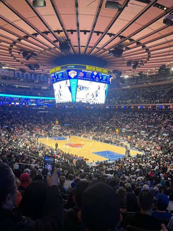 Madison Square Garden, section: 110, row: 20, seat: 14