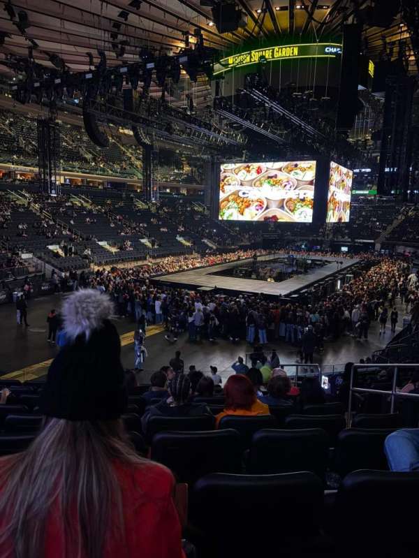 Madison Square Garden, section: 103, row: 12, seat: 17