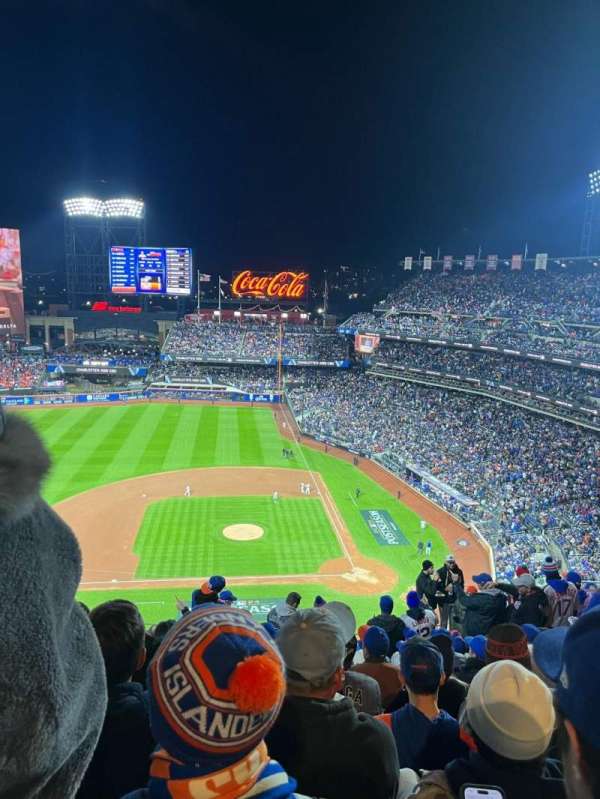 Citi Field, section: 520, row: 11, seat: 10
