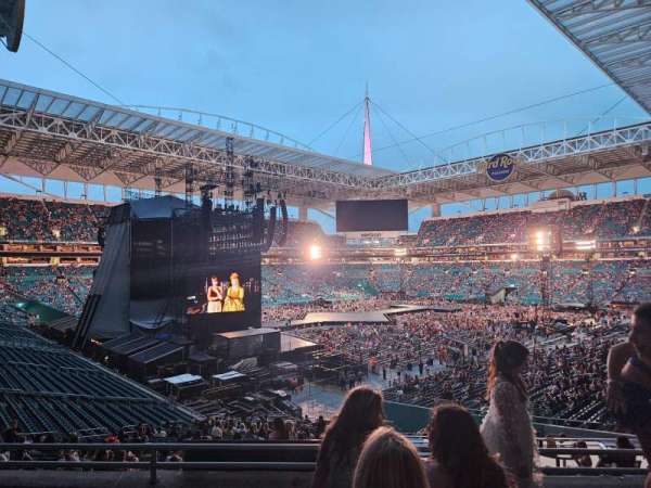 Hard Rock Stadium, section: 253, row: 5, seat: 9
