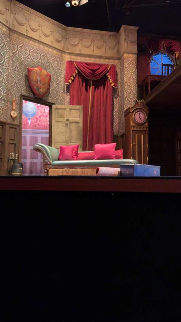 Duchess Theatre, section: Stalls, row: A, seat: 7