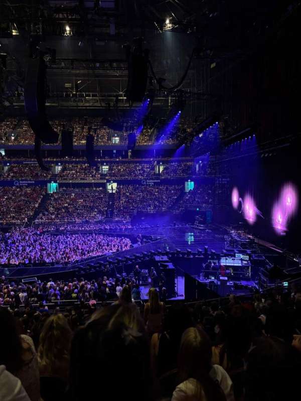 Qudos Bank Arena, section: 12-1, row: J, seat: 252