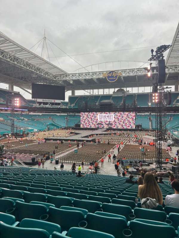 Hard Rock Stadium, section: 130, row: 28, seat: 12