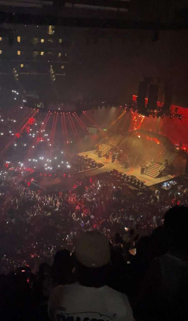 Crypto.com Arena, section: 303, row: 8, seat: 18